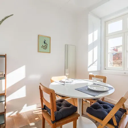 Soalheiro No Bairro Alto / Chiado * 리스본