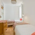 Soalheiro No Bairro Alto / Chiado شقة *